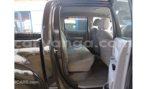 Nunua Imported Toyota Hilux Black Gari ndani ya Import - Dubai nchini Malawi Nunua Imported Toyota Hilux Black Gari ndani ya Import - Dubai nchini Malawi