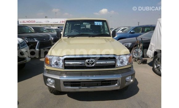 Acheter Import Voiture Toyota Land Cruiser Beige à Import - Dubai, Malawi Acheter Import Voiture Toyota Land Cruiser Beige à Import - Dubai, Malawi