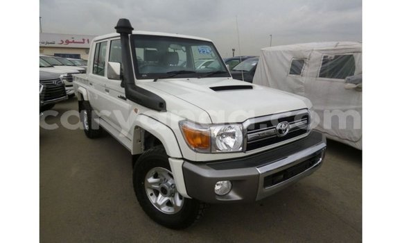 Acheter Import Voiture Toyota Land Cruiser Blanc à Import - Dubai, Malawi Acheter Import Voiture Toyota Land Cruiser Blanc à Import - Dubai, Malawi