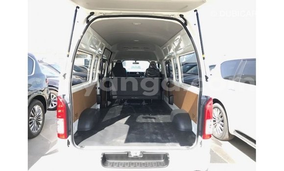 Buy Import Toyota Hiace White Car in Import - Dubai in Malawi Buy Import Toyota Hiace White Car in Import - Dubai in Malawi