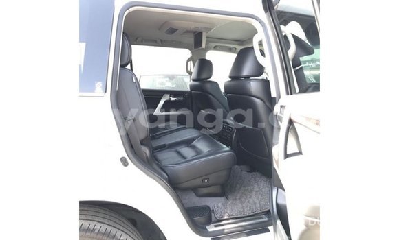 Buy Import Toyota Land Cruiser White Car in Import - Dubai in Malawi Buy Import Toyota Land Cruiser White Car in Import - Dubai in Malawi