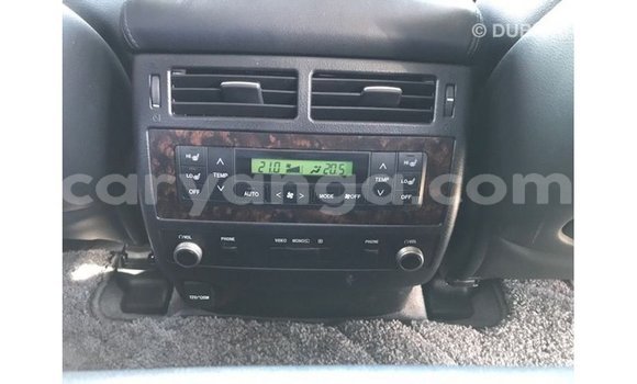 Buy Import Toyota Land Cruiser White Car in Import - Dubai in Malawi Buy Import Toyota Land Cruiser White Car in Import - Dubai in Malawi