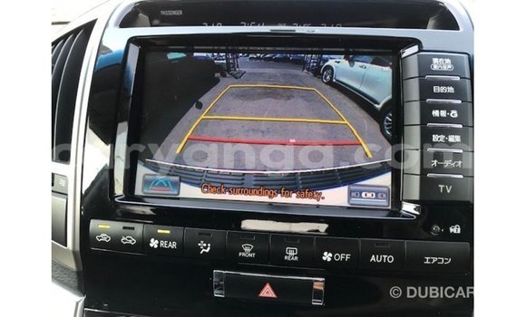 Buy Import Toyota Land Cruiser White Car in Import - Dubai in Malawi Buy Import Toyota Land Cruiser White Car in Import - Dubai in Malawi