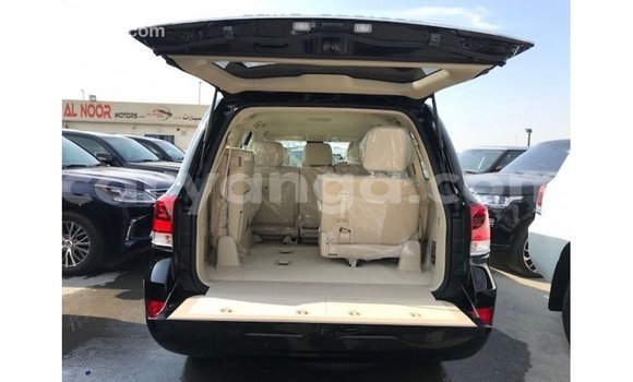 Buy Import Toyota Land Cruiser Black Car in Import - Dubai in Malawi Buy Import Toyota Land Cruiser Black Car in Import - Dubai in Malawi