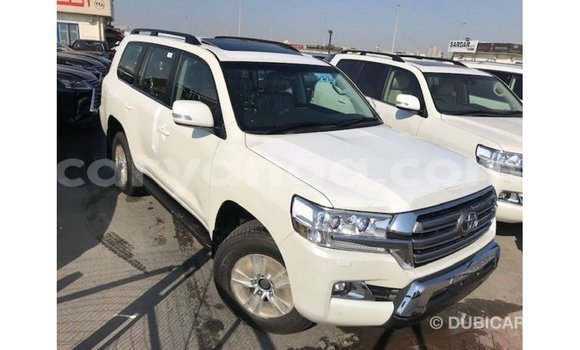 Buy Import Toyota Land Cruiser White Car in Import - Dubai in Malawi Buy Import Toyota Land Cruiser White Car in Import - Dubai in Malawi