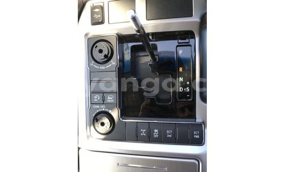 Buy Import Toyota Land Cruiser White Car in Import - Dubai in Malawi Buy Import Toyota Land Cruiser White Car in Import - Dubai in Malawi