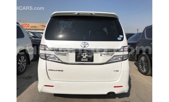 Buy Import Toyota Vellfire White Car in Import - Dubai in Malawi Buy Import Toyota Vellfire White Car in Import - Dubai in Malawi