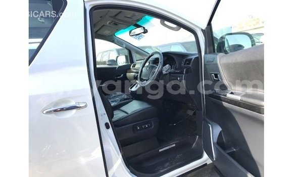Buy Import Toyota Vellfire White Car in Import - Dubai in Malawi Buy Import Toyota Vellfire White Car in Import - Dubai in Malawi