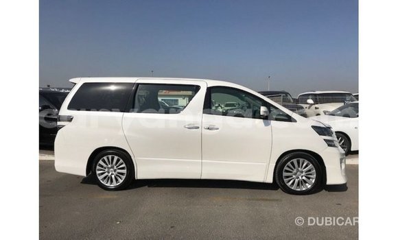 Buy Import Toyota Vellfire White Car in Import - Dubai in Malawi Buy Import Toyota Vellfire White Car in Import - Dubai in Malawi