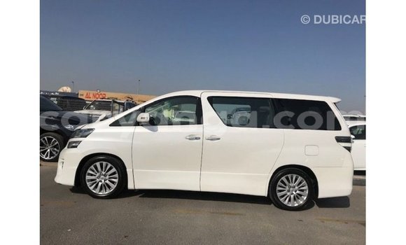 Buy Import Toyota Vellfire White Car in Import - Dubai in Malawi Buy Import Toyota Vellfire White Car in Import - Dubai in Malawi
