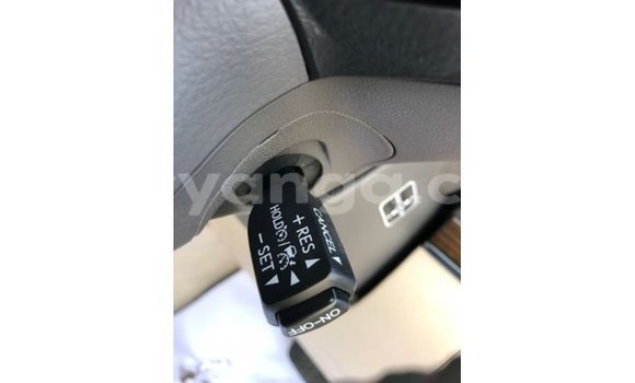 Buy Import Toyota Land Cruiser White Car in Import - Dubai in Malawi Buy Import Toyota Land Cruiser White Car in Import - Dubai in Malawi