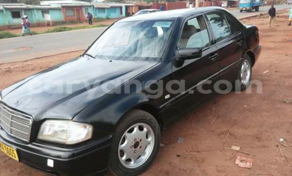 Buy Used Mercedes‒Benz 200 Black Car in Limbe in Malawi Buy Used Mercedes‒Benz 200 Black Car in Limbe in Malawi