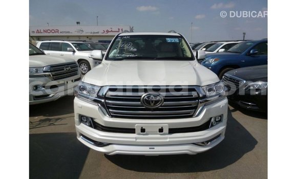 Buy Import Toyota Land Cruiser White Car in Import - Dubai in Malawi Buy Import Toyota Land Cruiser White Car in Import - Dubai in Malawi