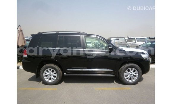 Acheter Import Voiture Toyota Land Cruiser Noir à Import - Dubai, Malawi Acheter Import Voiture Toyota Land Cruiser Noir à Import - Dubai, Malawi