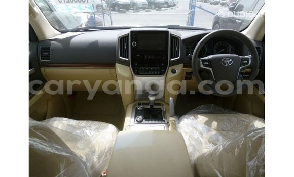 Buy Import Toyota Land Cruiser White Car in Import - Dubai in Malawi Buy Import Toyota Land Cruiser White Car in Import - Dubai in Malawi