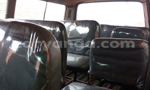 Acheter Occasion Voiture Toyota 4Runner Gris à Lilongwe, Malawi Acheter Occasion Voiture Toyota 4Runner Gris à Lilongwe, Malawi