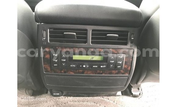 Buy Import Toyota Land Cruiser White Car in Import - Dubai in Malawi Buy Import Toyota Land Cruiser White Car in Import - Dubai in Malawi