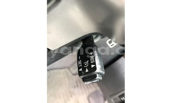 Buy Import Toyota Land Cruiser White Car in Import - Dubai in Malawi Buy Import Toyota Land Cruiser White Car in Import - Dubai in Malawi