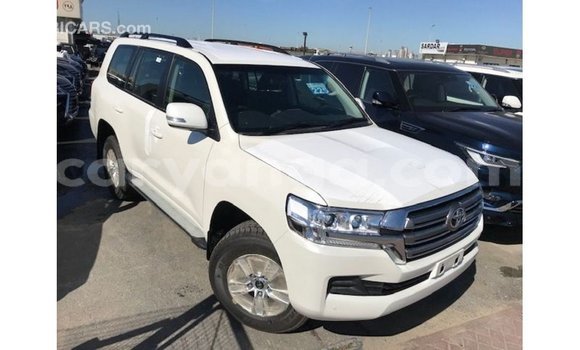 Buy Import Toyota Land Cruiser White Car in Import - Dubai in Malawi Buy Import Toyota Land Cruiser White Car in Import - Dubai in Malawi