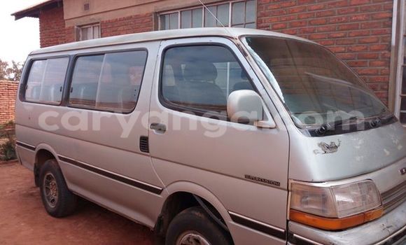 Acheter Occasion Voiture Toyota 4Runner Gris à Lilongwe, Malawi Acheter Occasion Voiture Toyota 4Runner Gris à Lilongwe, Malawi
