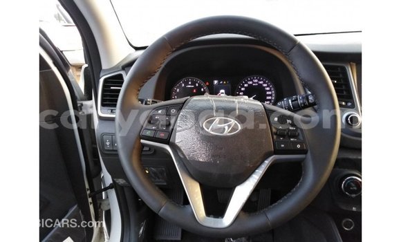 Buy Import Hyundai Tucson White Car in Import - Dubai in Malawi Buy Import Hyundai Tucson White Car in Import - Dubai in Malawi