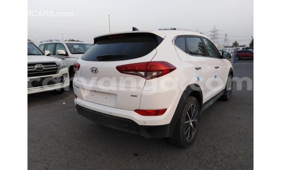 Buy Import Hyundai Tucson White Car in Import - Dubai in Malawi Buy Import Hyundai Tucson White Car in Import - Dubai in Malawi