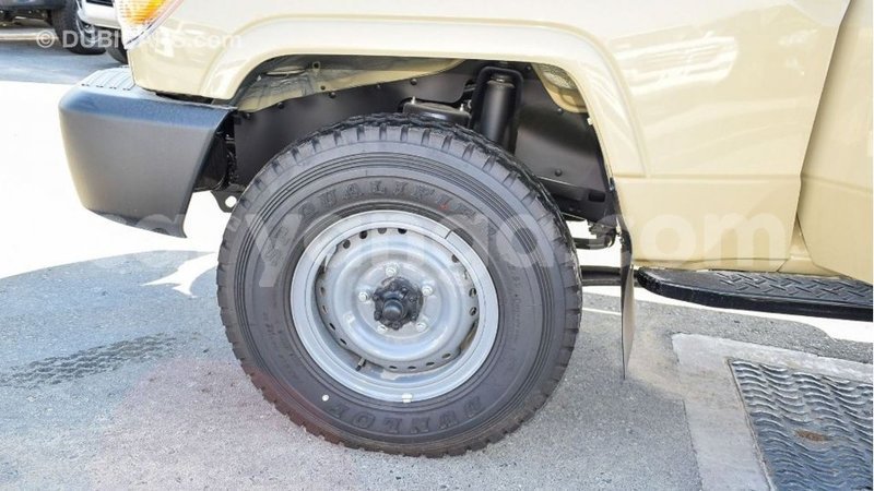 Big with watermark toyota land cruiser malawi import dubai 7373