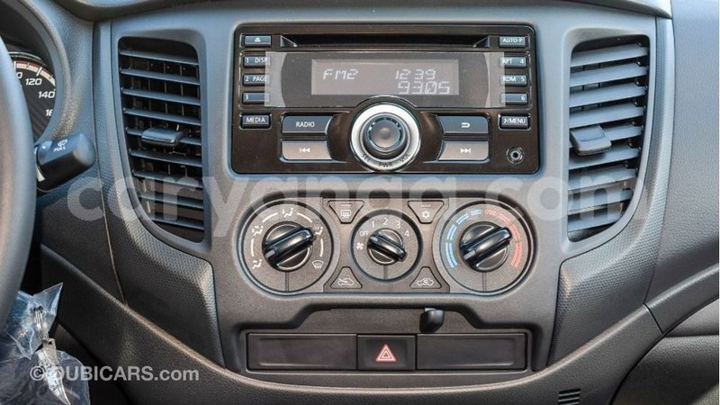 Big with watermark mitsubishi l200 malawi import dubai 7377