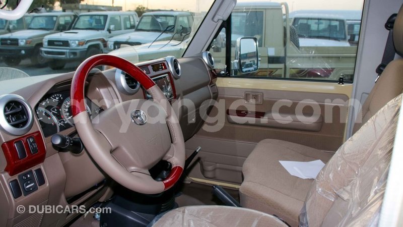 Big with watermark toyota land cruiser malawi import dubai 7378