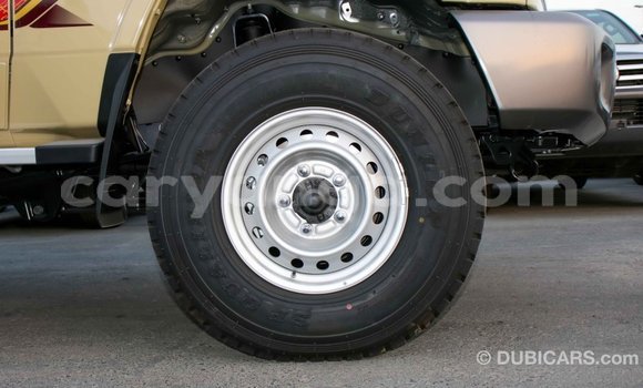 Buy Import Toyota Land Cruiser Beige Car in Import - Dubai in Malawi Buy Import Toyota Land Cruiser Beige Car in Import - Dubai in Malawi