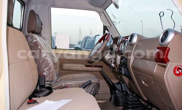 Buy Import Toyota Land Cruiser Beige Car in Import - Dubai in Malawi Buy Import Toyota Land Cruiser Beige Car in Import - Dubai in Malawi