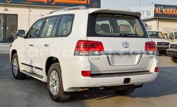 Buy Import Toyota Land Cruiser White Car in Import - Dubai in Malawi Buy Import Toyota Land Cruiser White Car in Import - Dubai in Malawi