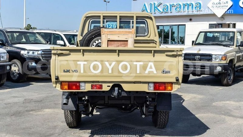 Big with watermark toyota land cruiser malawi import dubai 7388