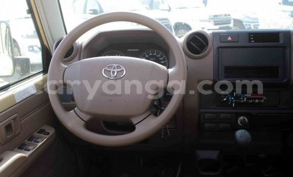 Buy Import Toyota Land Cruiser Beige Car in Import - Dubai in Malawi Buy Import Toyota Land Cruiser Beige Car in Import - Dubai in Malawi