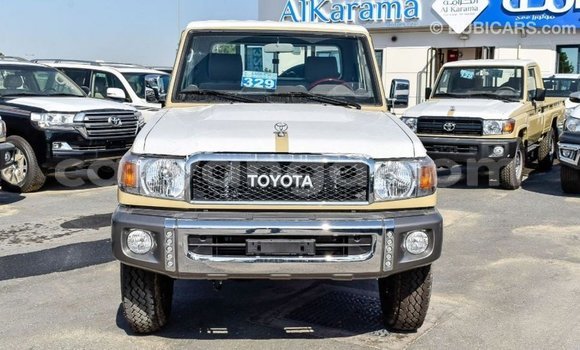 Buy Import Toyota Land Cruiser Beige Car in Import - Dubai in Malawi Buy Import Toyota Land Cruiser Beige Car in Import - Dubai in Malawi