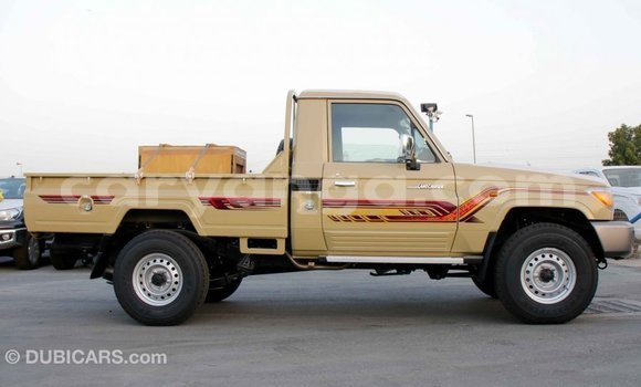 Buy Import Toyota Land Cruiser Beige Car in Import - Dubai in Malawi Buy Import Toyota Land Cruiser Beige Car in Import - Dubai in Malawi