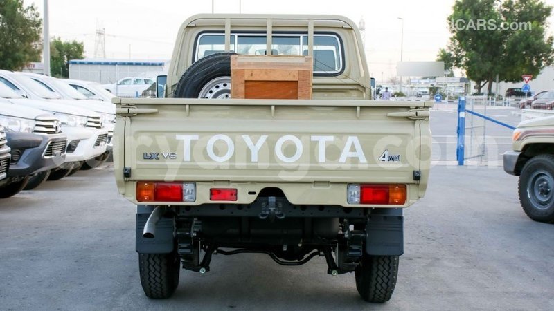 Big with watermark toyota land cruiser malawi import dubai 7397