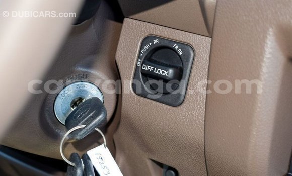 Buy Import Toyota Land Cruiser Beige Car in Import - Dubai in Malawi Buy Import Toyota Land Cruiser Beige Car in Import - Dubai in Malawi