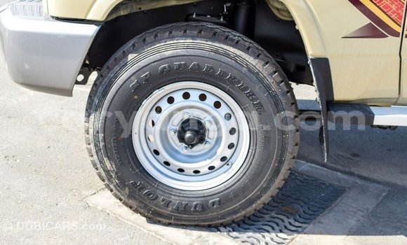 Buy Import Toyota Land Cruiser Beige Car in Import - Dubai in Malawi Buy Import Toyota Land Cruiser Beige Car in Import - Dubai in Malawi