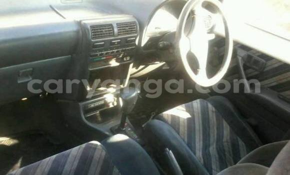 Nunua Ilio tumika Toyota Starlet White Gari ndani ya Limbe nchini Malawi Nunua Ilio tumika Toyota Starlet White Gari ndani ya Limbe nchini Malawi