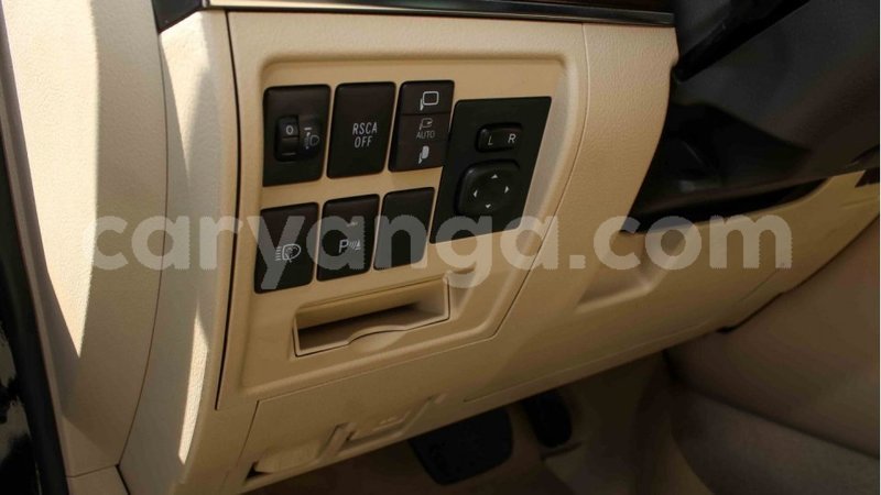 Big with watermark toyota land cruiser malawi import dubai 7402