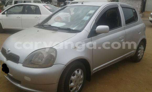 Acheter Occasion Voiture Toyota Vitz Gris à Limbe, Malawi Acheter Occasion Voiture Toyota Vitz Gris à Limbe, Malawi