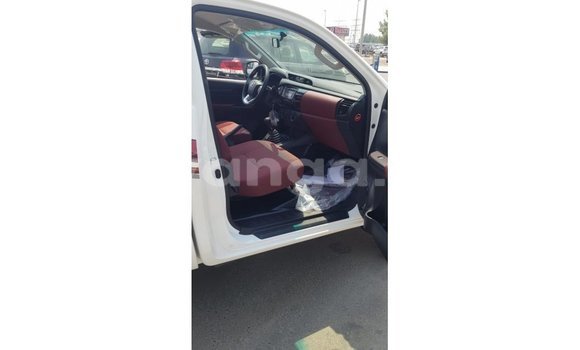 Buy Import Toyota Hilux White Car in Import - Dubai in Malawi Buy Import Toyota Hilux White Car in Import - Dubai in Malawi
