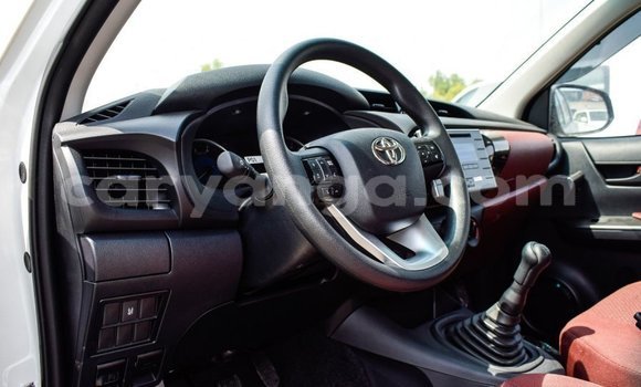 Buy Import Toyota Hilux White Car in Import - Dubai in Malawi Buy Import Toyota Hilux White Car in Import - Dubai in Malawi