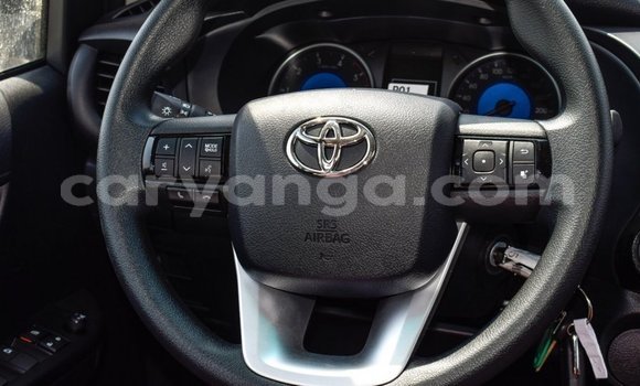 Buy Import Toyota Hilux White Car in Import - Dubai in Malawi Buy Import Toyota Hilux White Car in Import - Dubai in Malawi