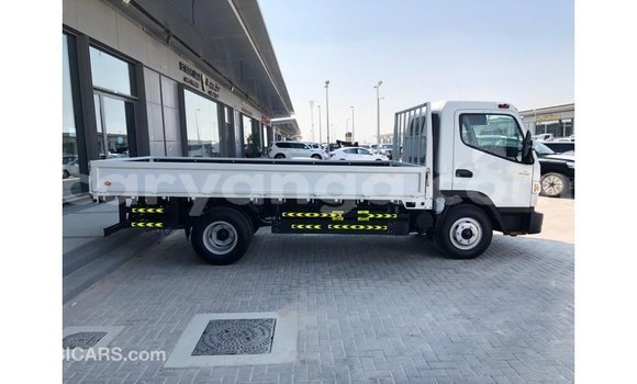 Buy Import Mitsubishi Canter White Car in Import - Dubai in Malawi Buy Import Mitsubishi Canter White Car in Import - Dubai in Malawi