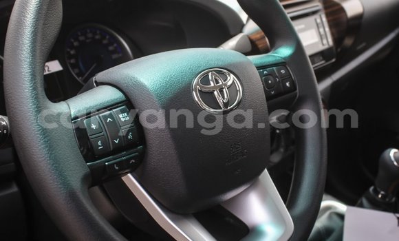 Buy Import Toyota Hilux White Car in Import - Dubai in Malawi Buy Import Toyota Hilux White Car in Import - Dubai in Malawi