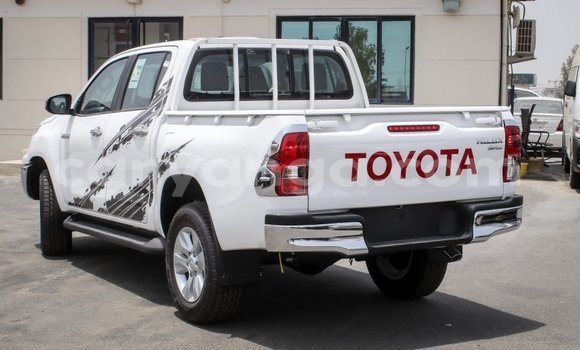 Buy Import Toyota Hilux White Car in Import - Dubai in Malawi Buy Import Toyota Hilux White Car in Import - Dubai in Malawi
