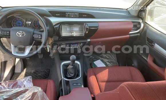 Acheter Import Voiture Toyota Hilux Autre à Import - Dubai, Malawi Acheter Import Voiture Toyota Hilux Autre à Import - Dubai, Malawi