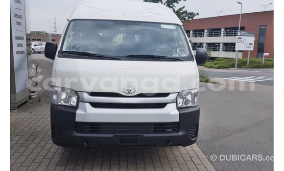 Buy Import Toyota Hiace White Car in Import - Dubai in Malawi Buy Import Toyota Hiace White Car in Import - Dubai in Malawi